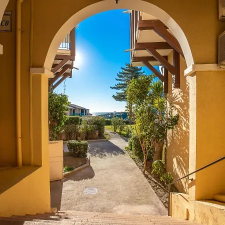 Village Cap Esterel - Le Village-75 By Interhome *